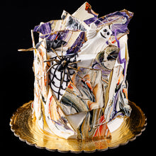 Load image into Gallery viewer, 2023 Spooky Spider Halloween Cake 4