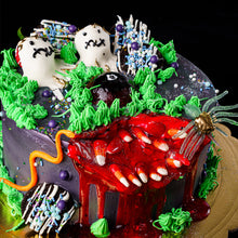 Load image into Gallery viewer, 2023 Haunted Hill Halloween Cake 10