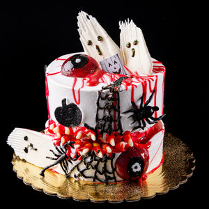 2023 Scary Graveyard Cake 12