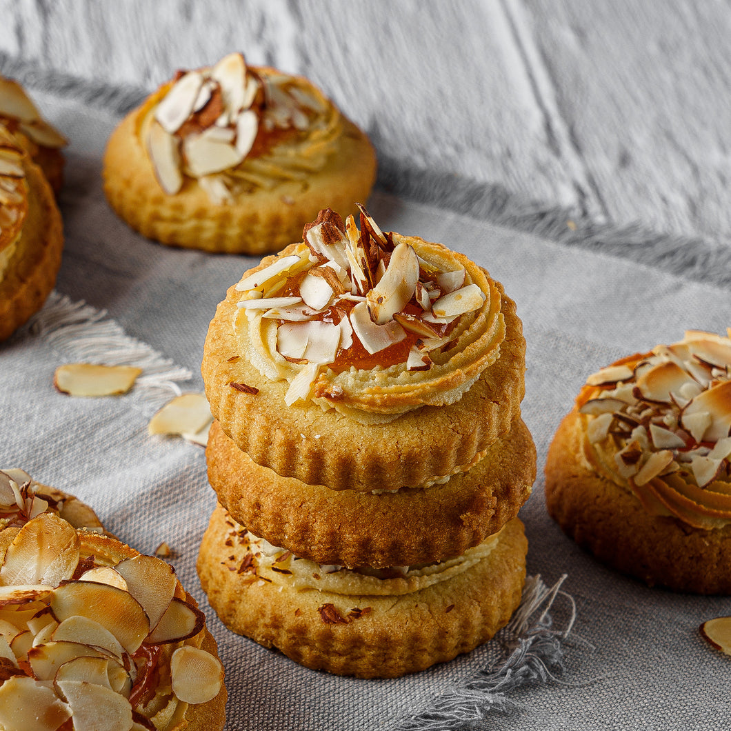 Almond Apricot Cookie (PER POUND)