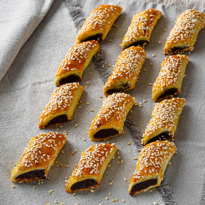Date &amp; Sesame Cookies (PER POUND)