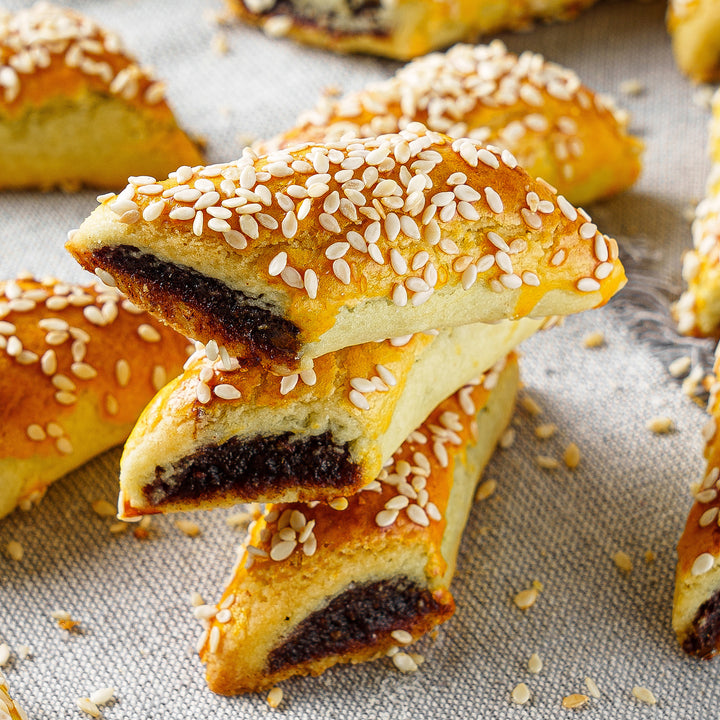 Date &amp; Sesame Cookies (PER POUND)