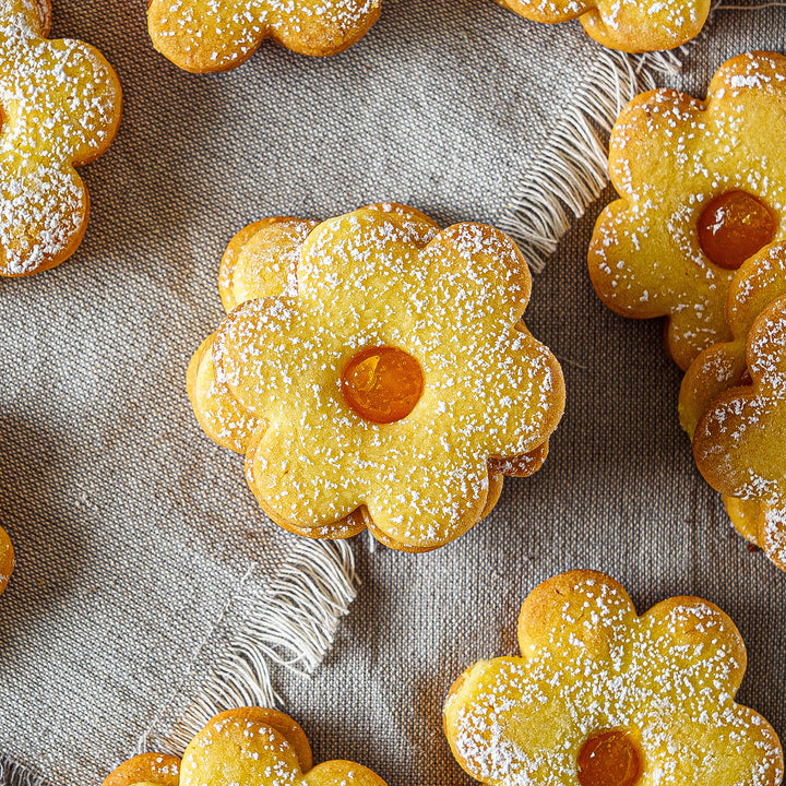 Flower Apricot Cookie (PER POUND)