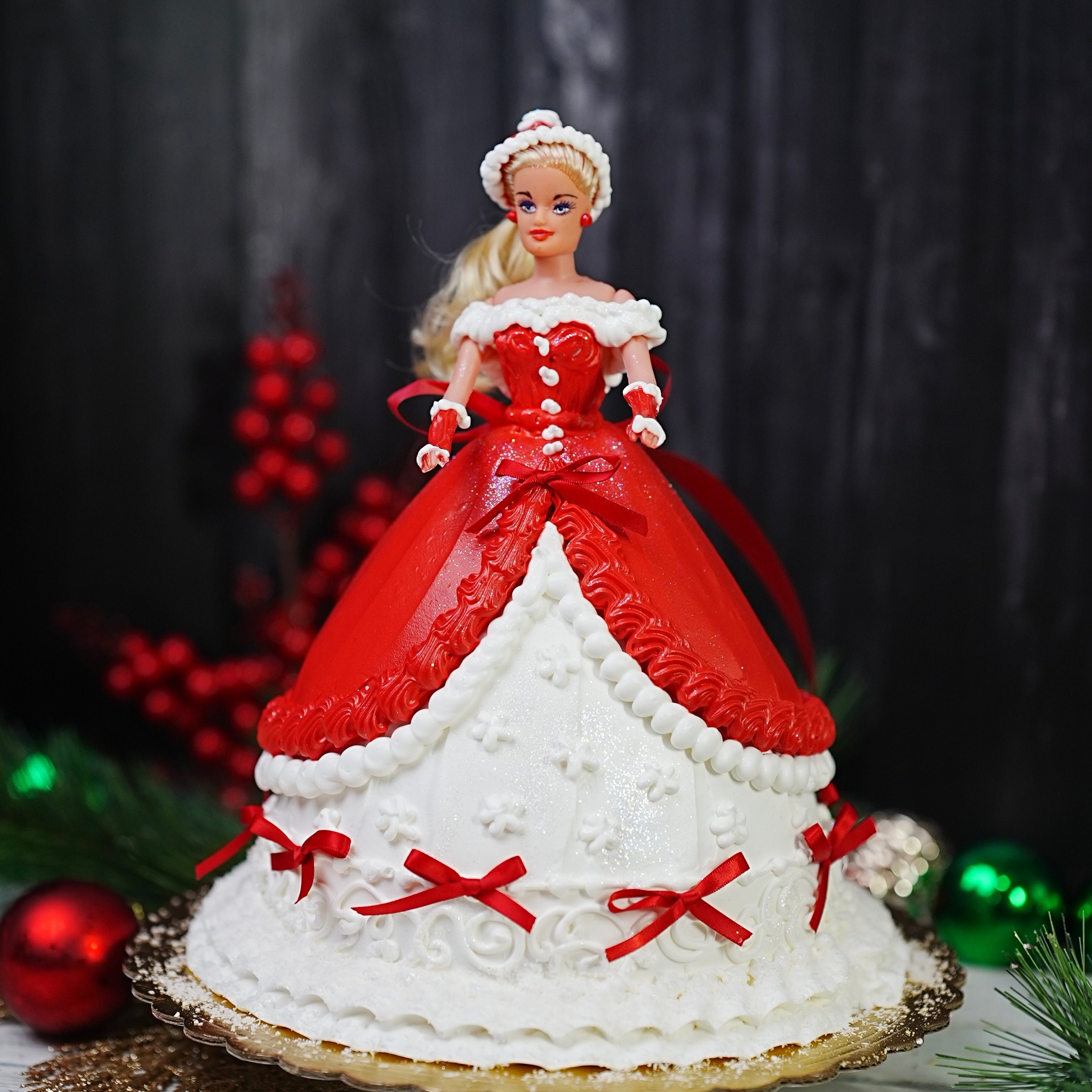 2024 Christmas Cake 6 Lady Medium Serves 15 / Chocolate Mousse / Chocolate Biscuit