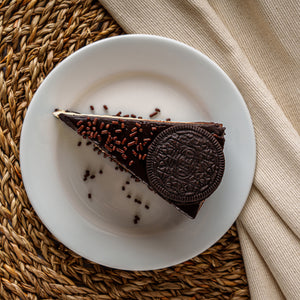Oreo Cheesecake Slice