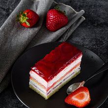 Load image into Gallery viewer, Fresh Strawberry Pastry